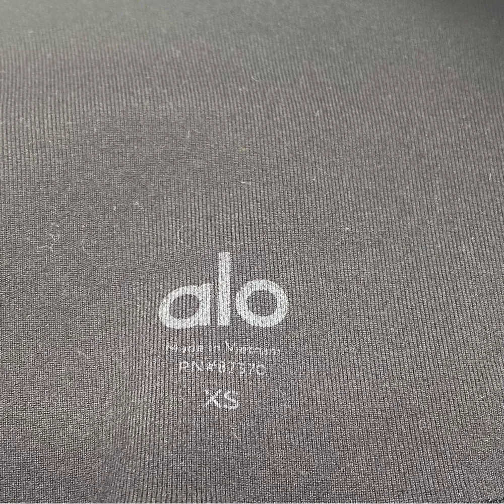 ALO black motto leggings W XS ATHLETIC ATHLEISURE YOGA WORKOUTS CASUAL